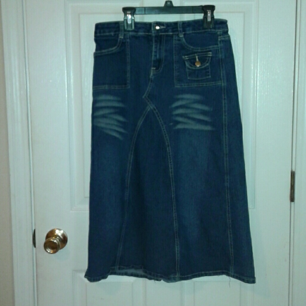 Cato EUC girls size 12 blue jean skirt